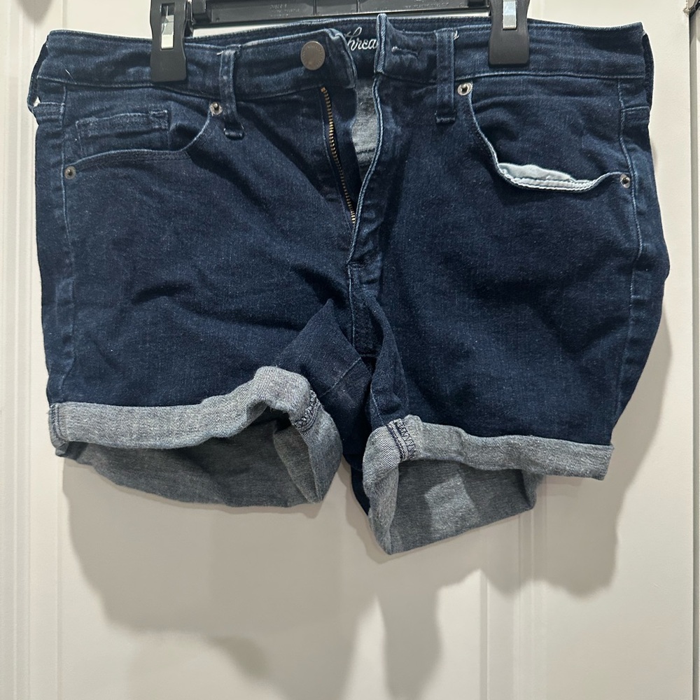 Universal Threads Dark Blue Denim Roll-Cuff Women's Shorts